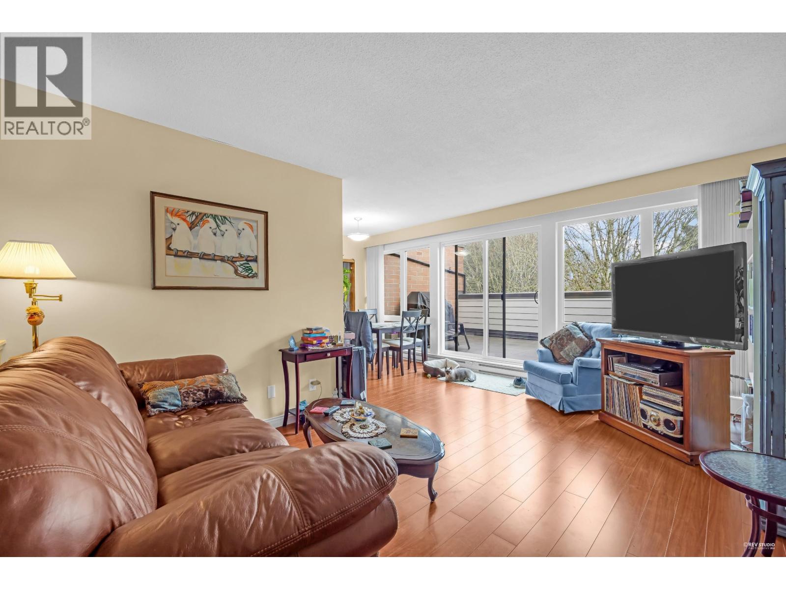 100 10200 4TH AVENUE, Richmond