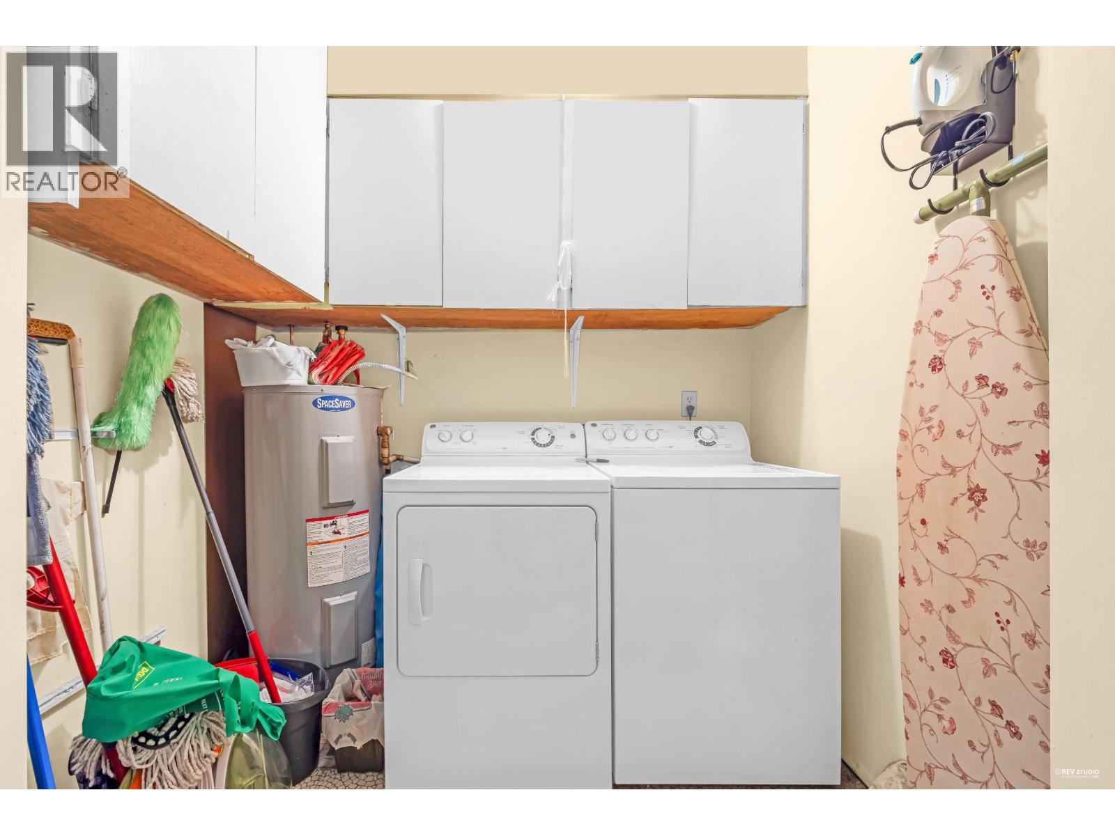 100 10200 4TH AVENUE, Richmond