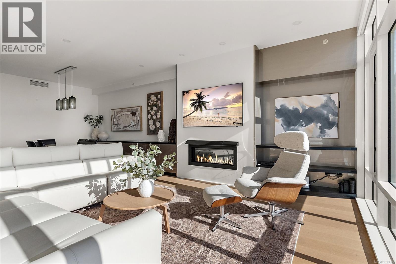 631 21 Dallas Road, Victoria