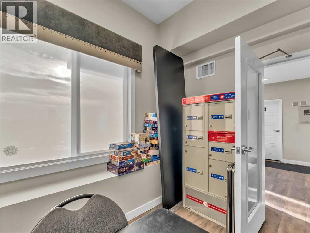 
          499 Meadow Lake Court East
            <br/>
            <span>Brooks</span>
            , 
            <span>AB</span>
             <span>T1R0Y7</span>
         - Photo 7