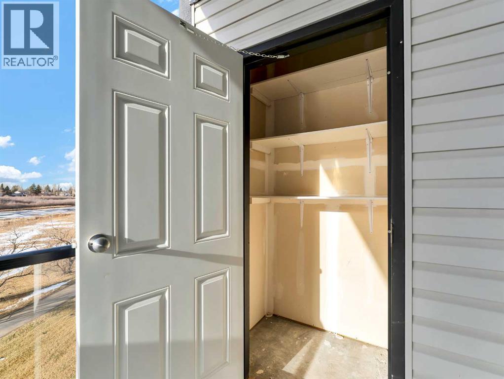 
          499 Meadow Lake Court East
            <br/>
            <span>Brooks</span>
            , 
            <span>AB</span>
             <span>T1R0Y7</span>
         - Photo 36