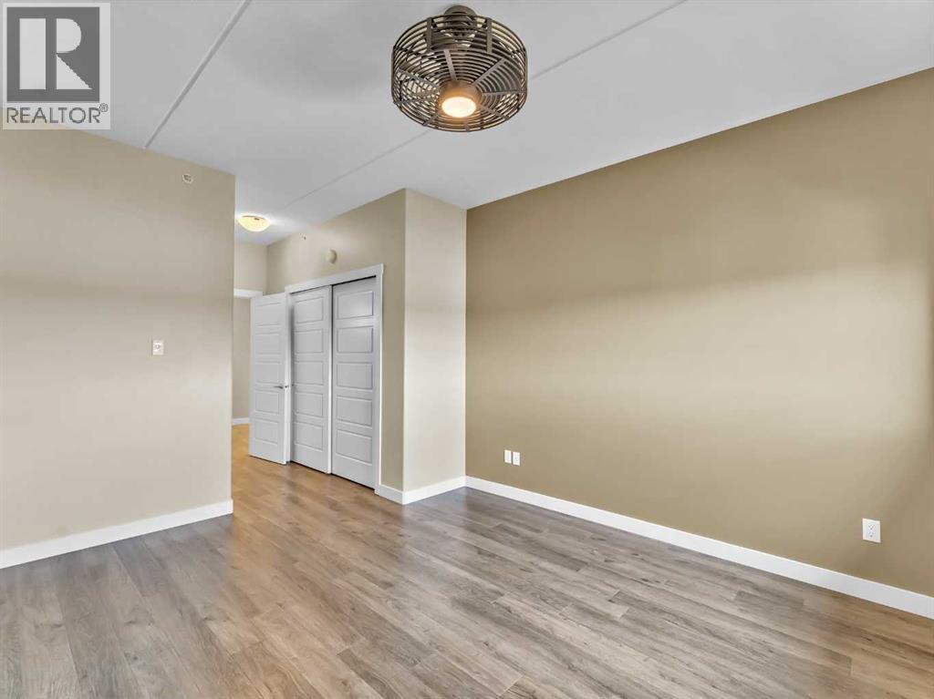 
          499 Meadow Lake Court East
            <br/>
            <span>Brooks</span>
            , 
            <span>AB</span>
             <span>T1R0Y7</span>
         - Photo 28