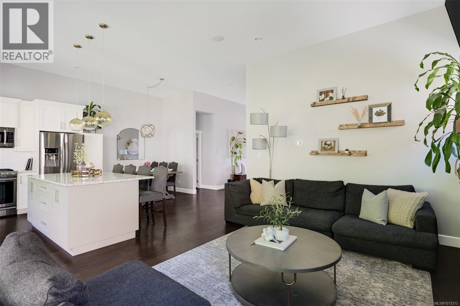 856 Hayden Pl, Mill Bay