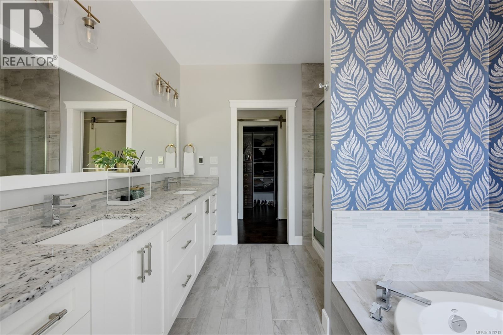 856 Hayden Pl, Mill Bay