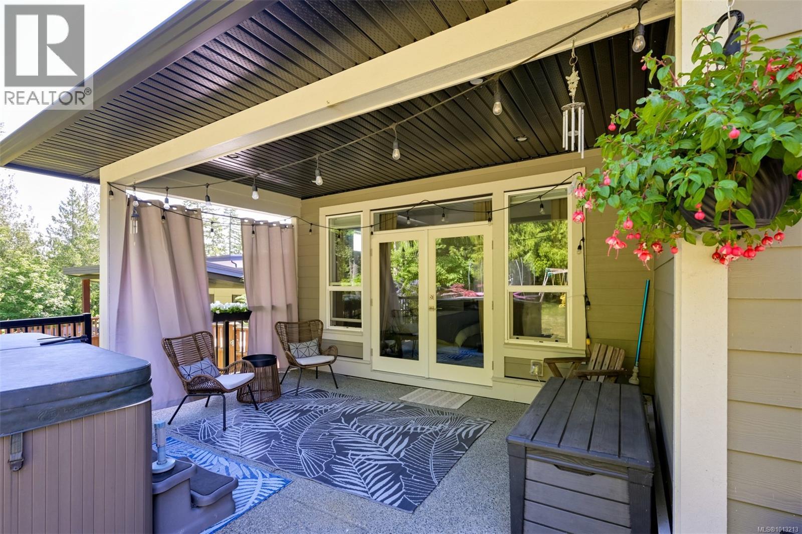 856 Hayden Pl, Mill Bay