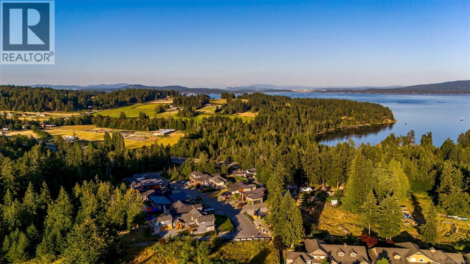 856 Hayden Pl, Mill Bay