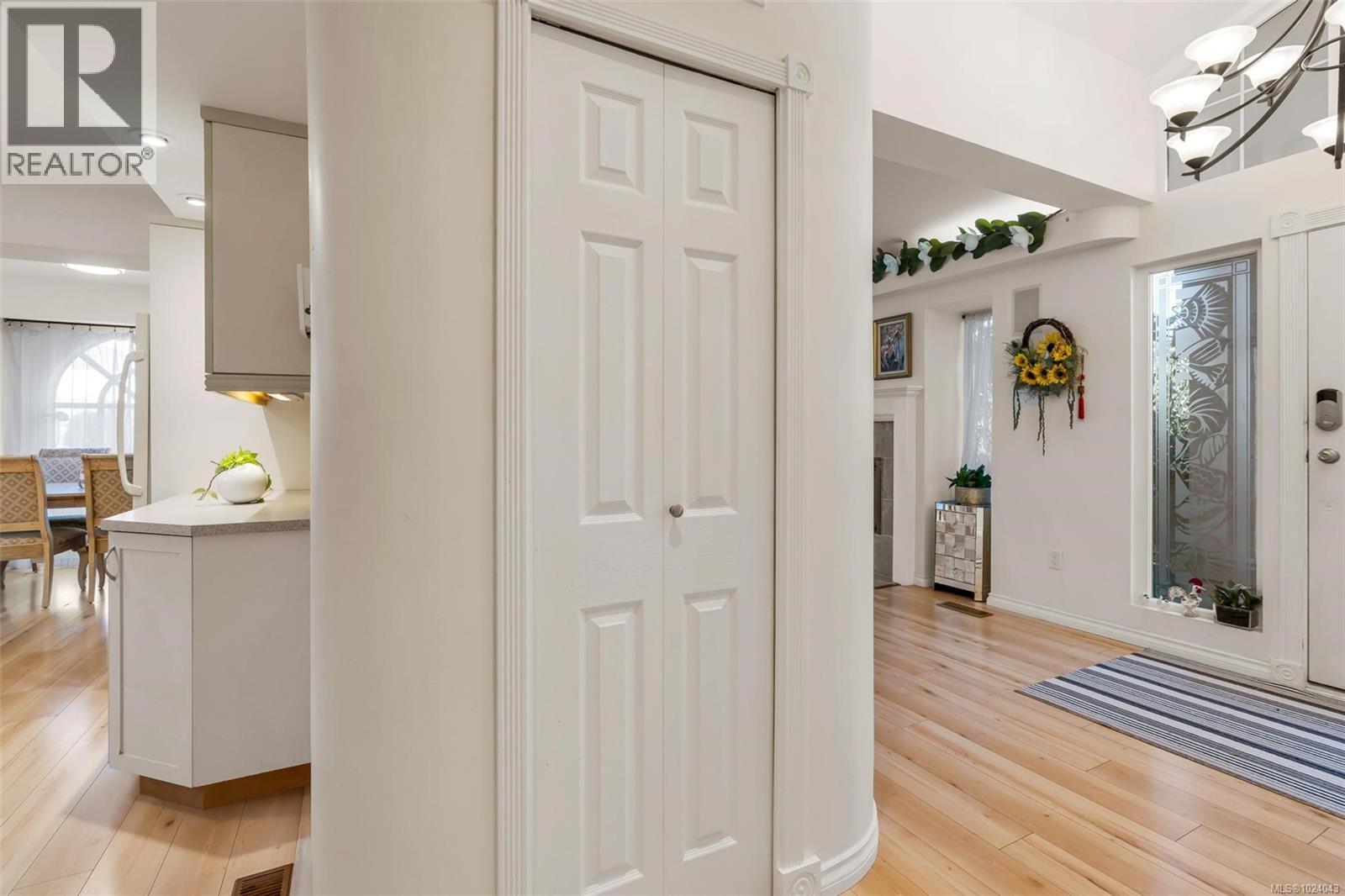  4354 Columbia Drive, Saanich