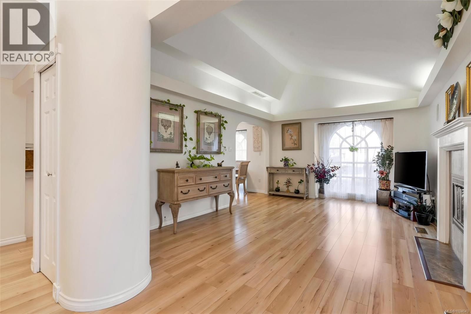  4354 Columbia Drive, Saanich