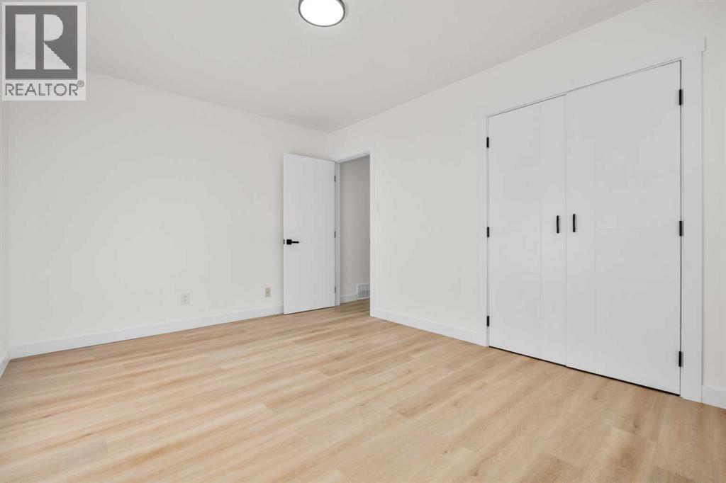 Single Family House Bungalow for Sale in  Fordham Crescent SE Forest Heights Calgary 