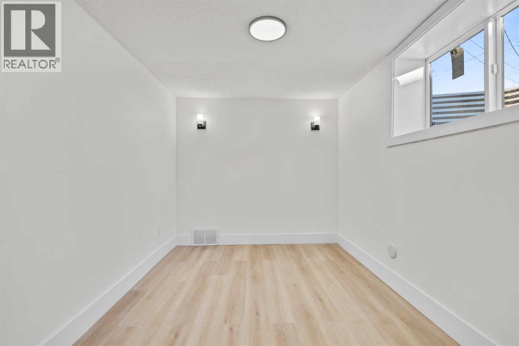 Single Family House Bungalow for Sale in  Fordham Crescent SE Forest Heights Calgary 