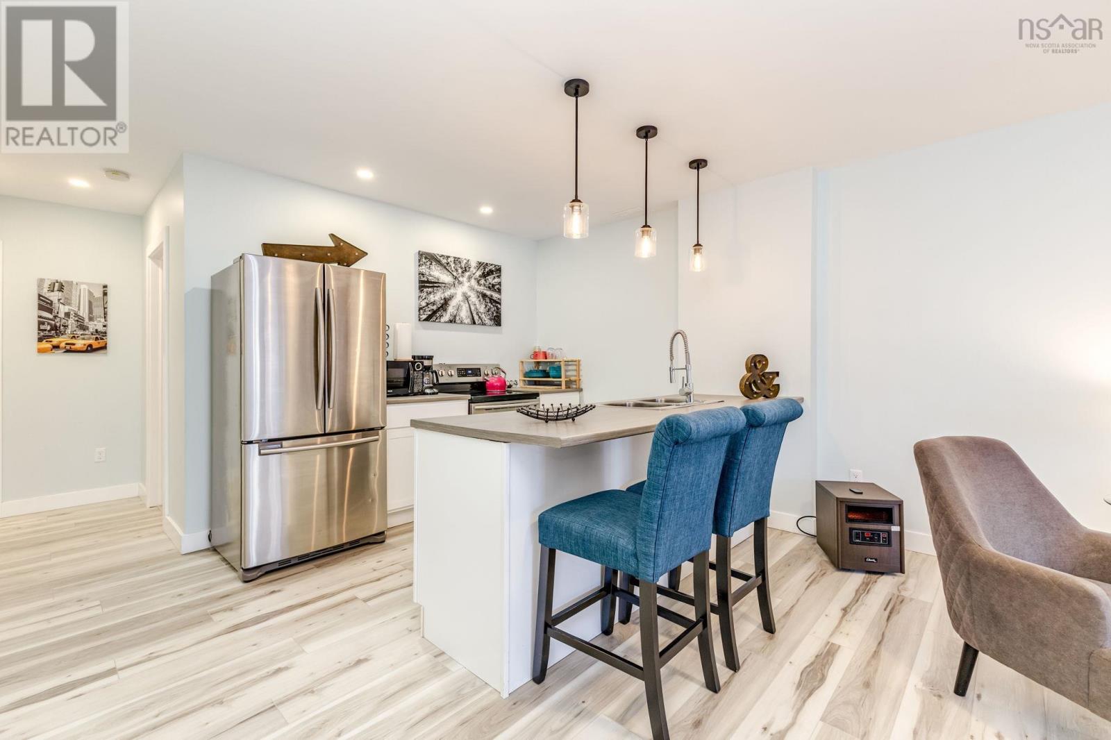 Property 25 of 38 of 61 Fourth Street