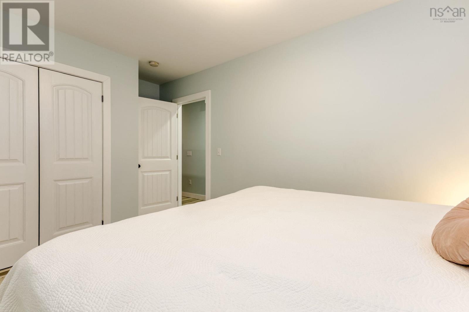 Property 30 of 38 of 61 Fourth Street