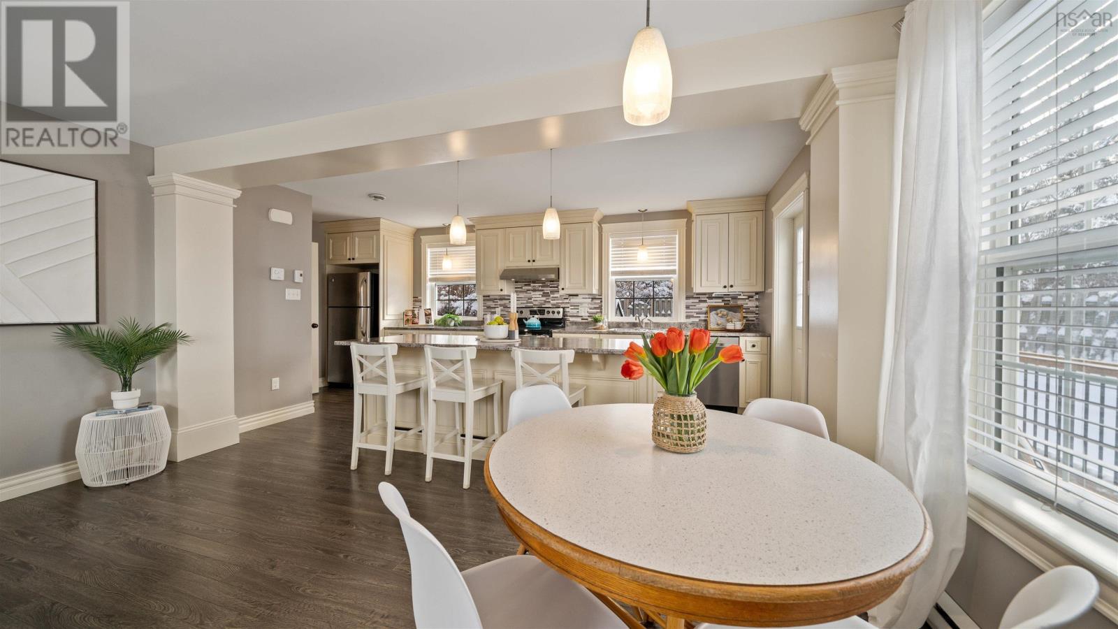 Property 13 of 44 of 113 Pleasant Street