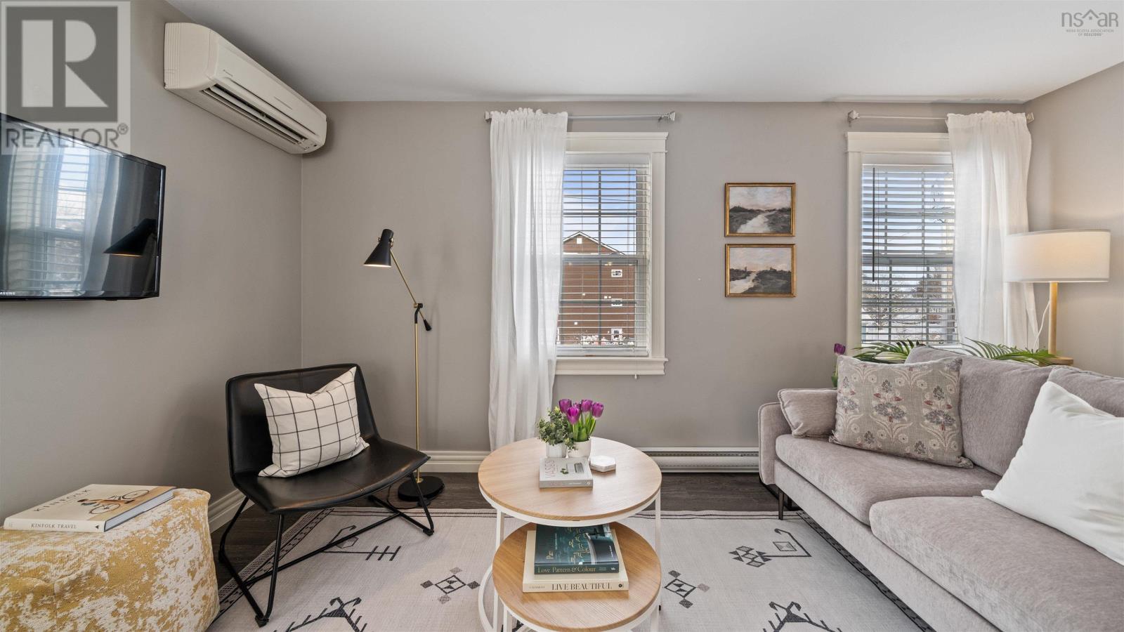 Property 15 of 44 of 113 Pleasant Street