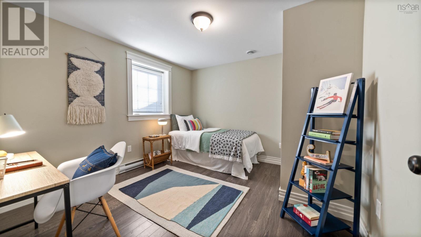 Property 29 of 44 of 113 Pleasant Street