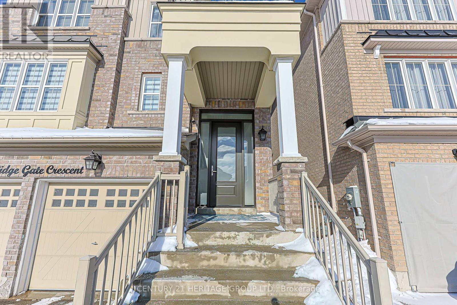 93 Ridge Gate photo 3