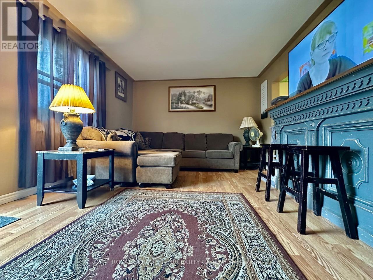 16 ORCHARD PLACE - Photo 5 of 17, Chatham-Kent, Ontario