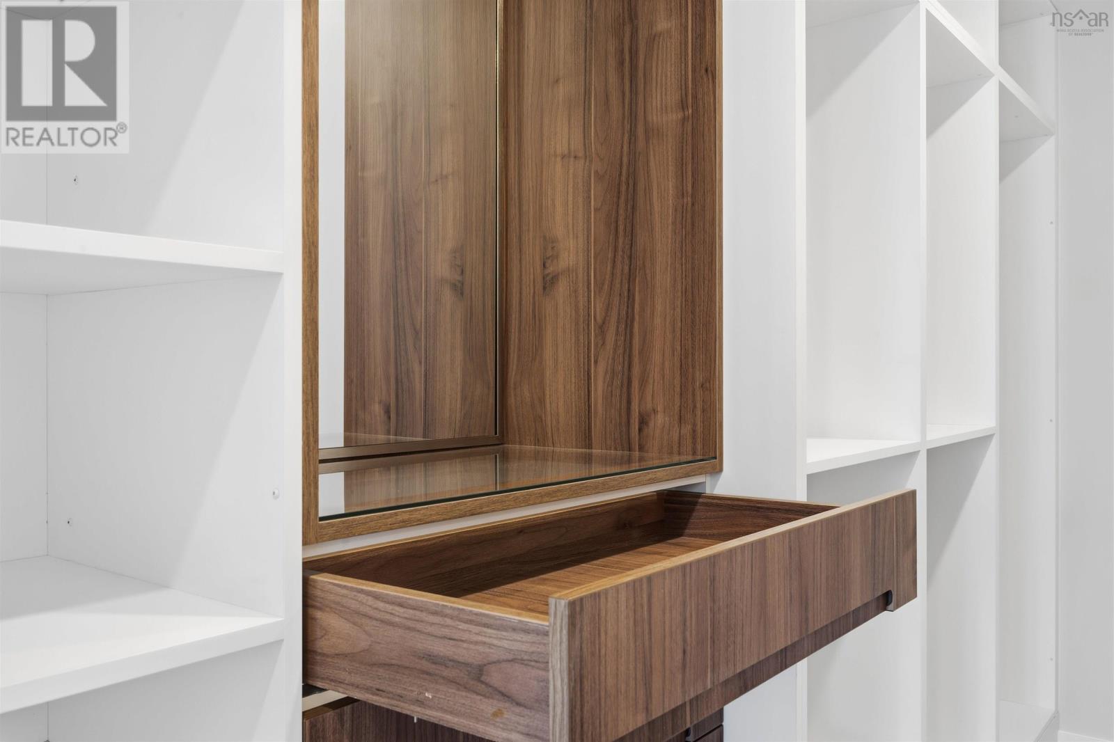 Property 32 of 50 of 103 Canoe Crescent