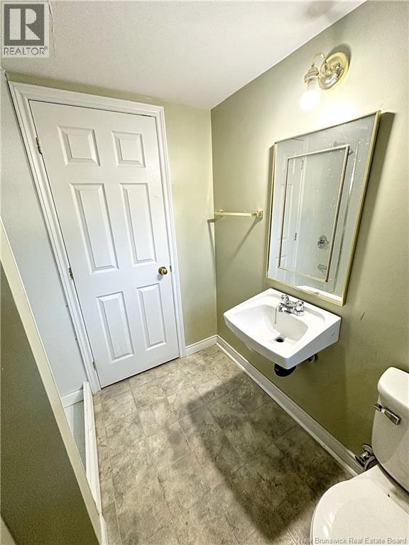 10 MORNINGSIDE DRIVE - 40