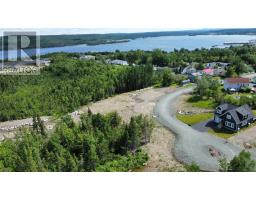 8 William White Boulevard thumbnail 10