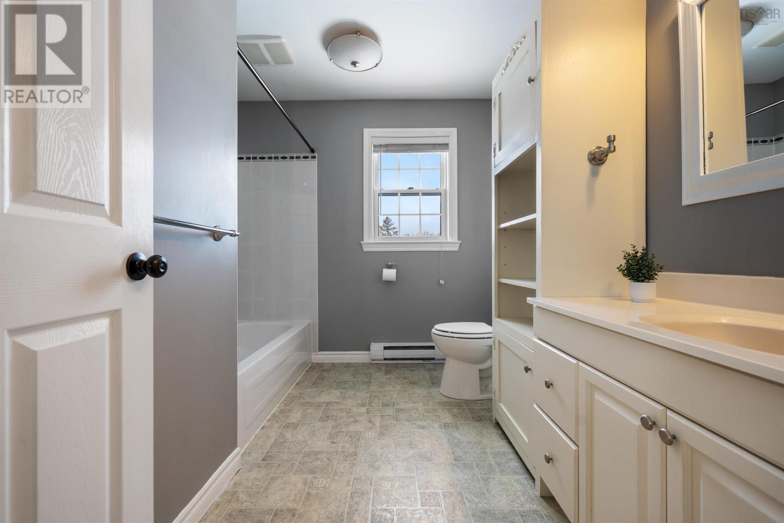 Property 11 of 38 of 28 Holmes Lane