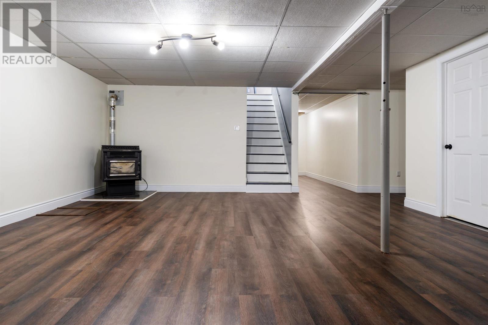 Property 24 of 38 of 28 Holmes Lane