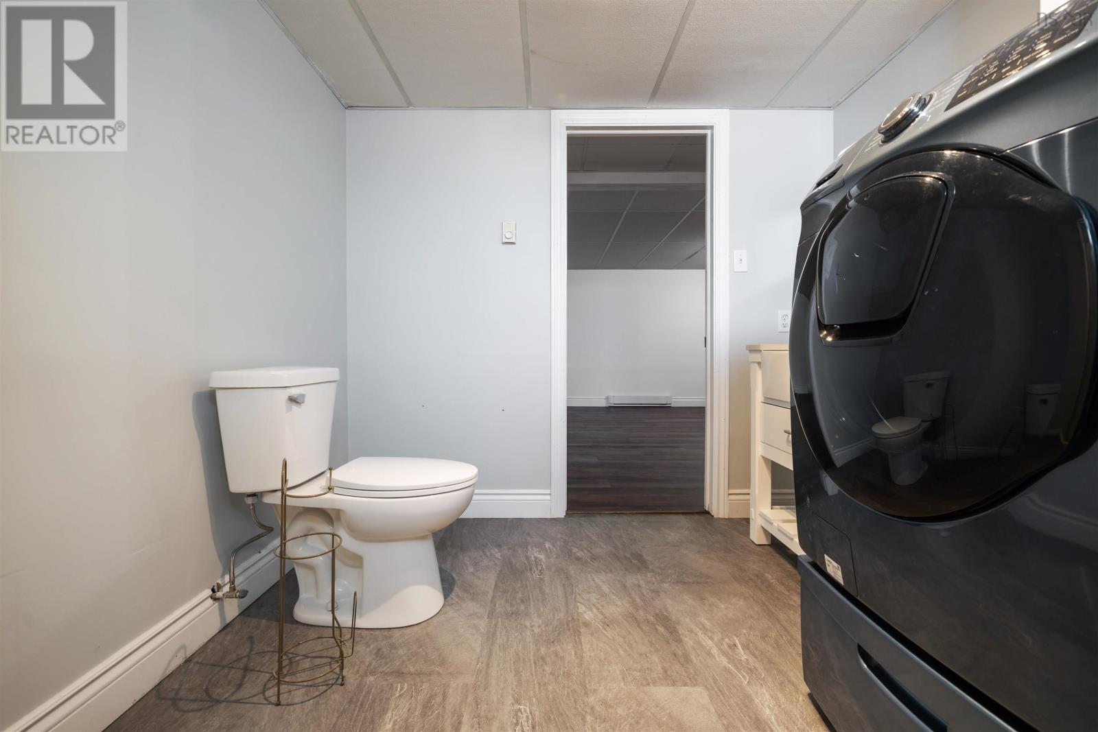 Property 23 of 38 of 28 Holmes Lane