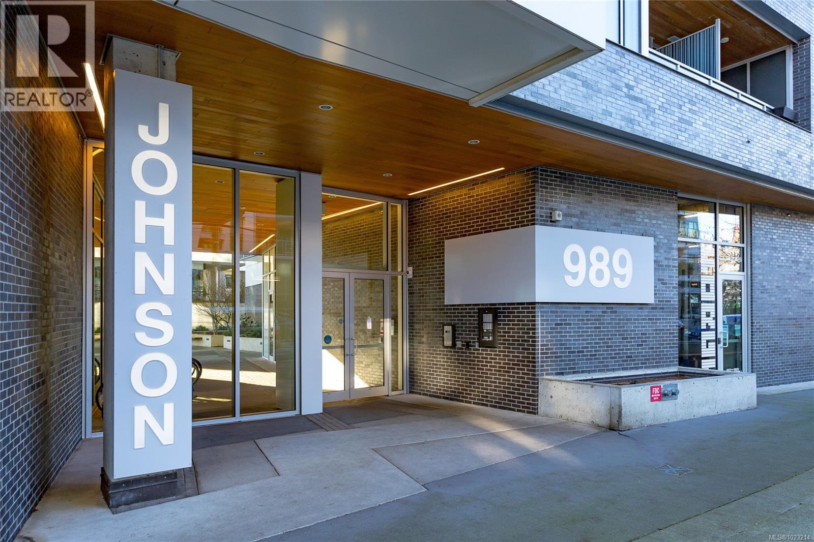 #1603 989 JOHNSON ST - 4