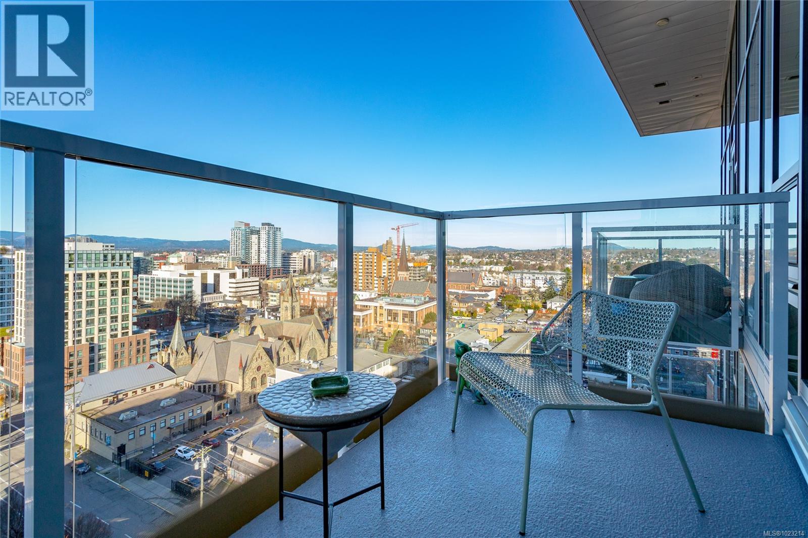 #1603 989 JOHNSON ST - 33