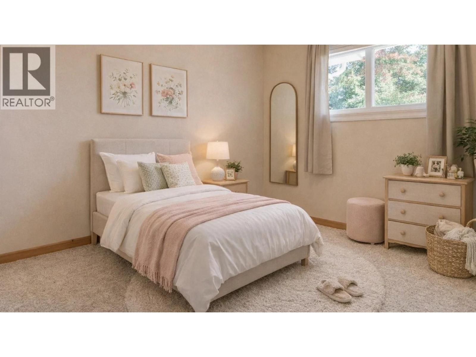 3366 Laurel Crescent, Trail