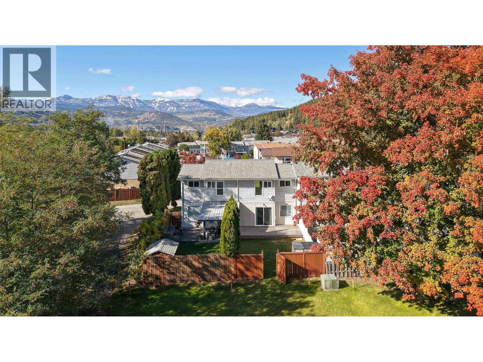 3366 Laurel Crescent, Trail