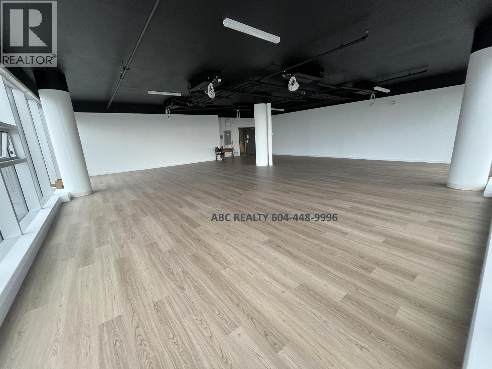Office in Richmond - Image 6