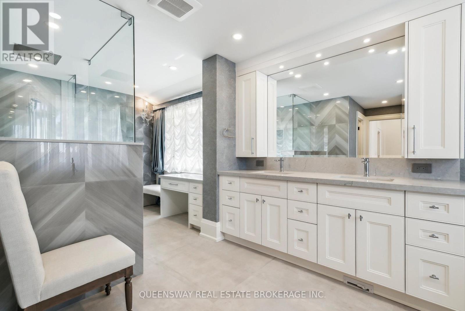 36 PIONEER TRAIL - 32