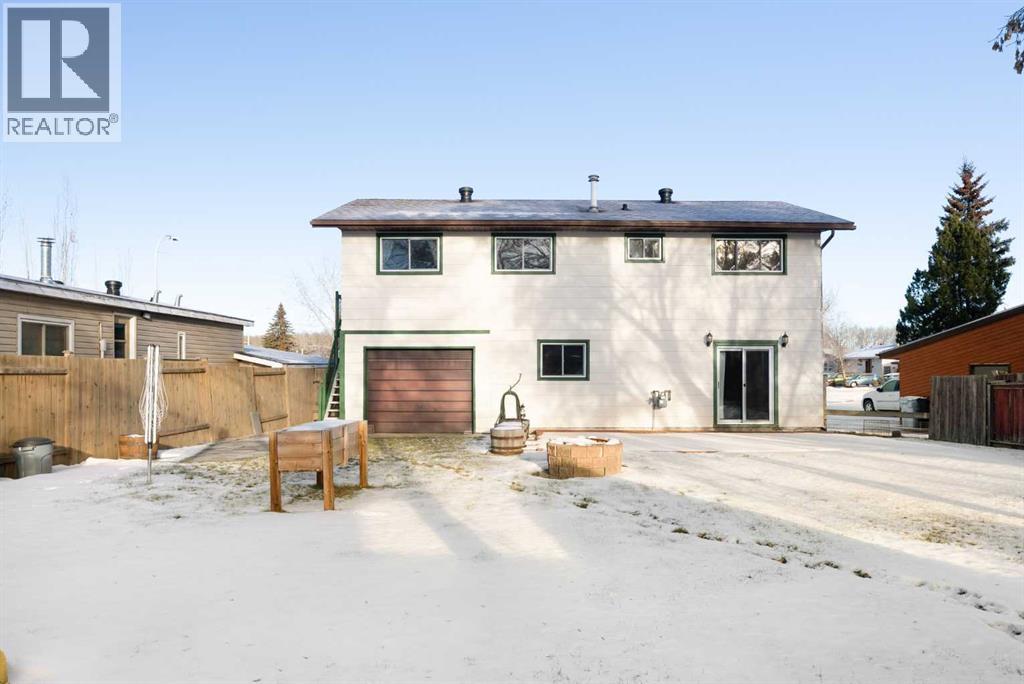 156 Cowley Bay, Fort McMurray