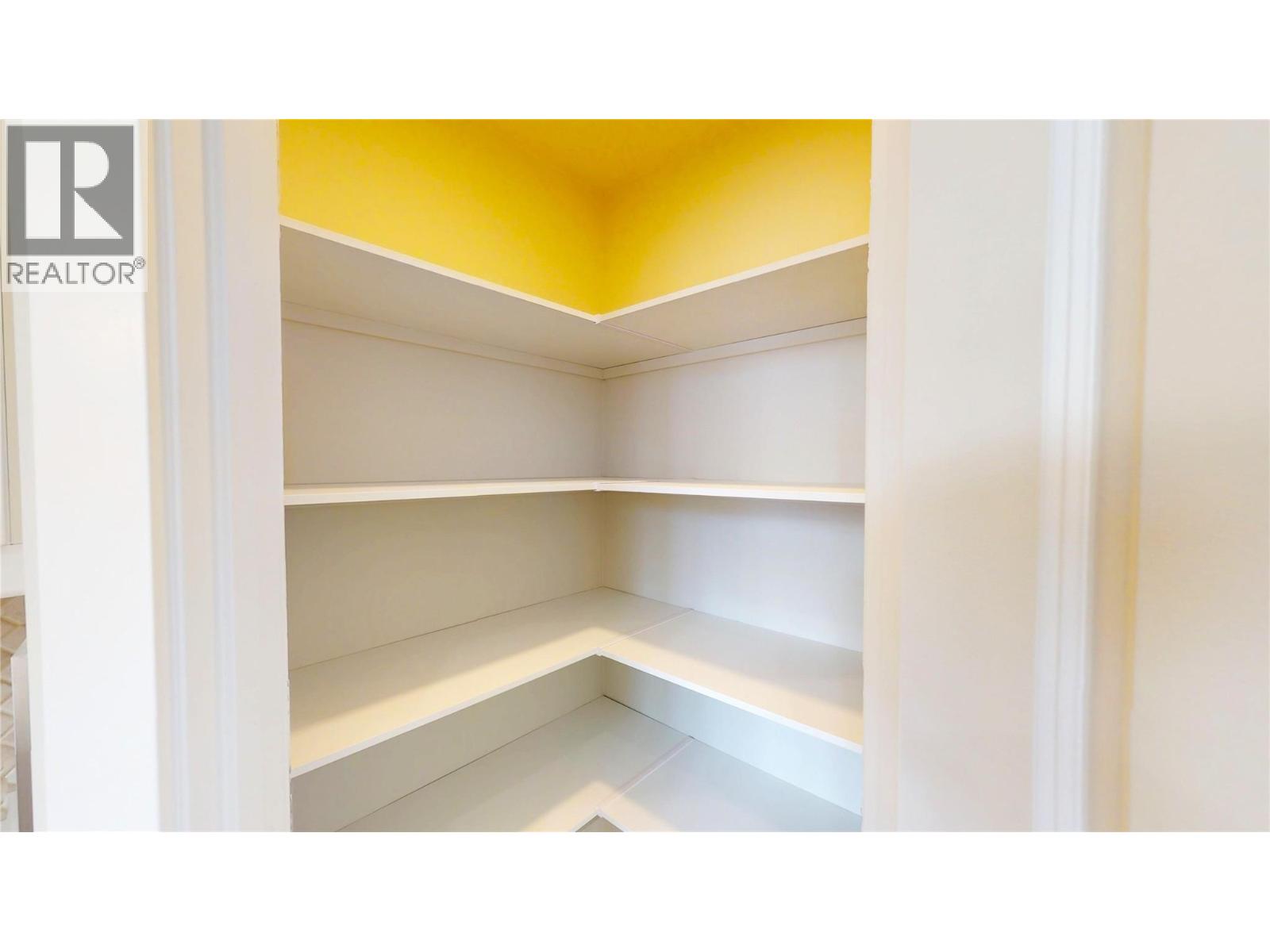 #118 4868 RIVERVIEW DRIVE - 22