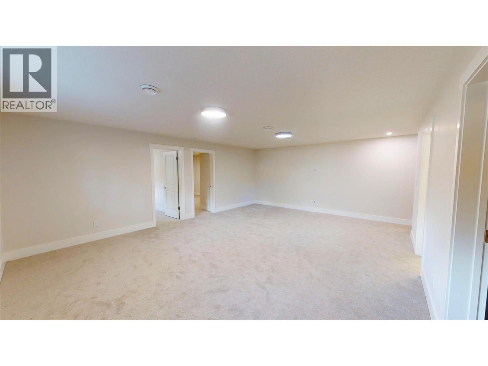 #118 4868 RIVERVIEW DRIVE - 40