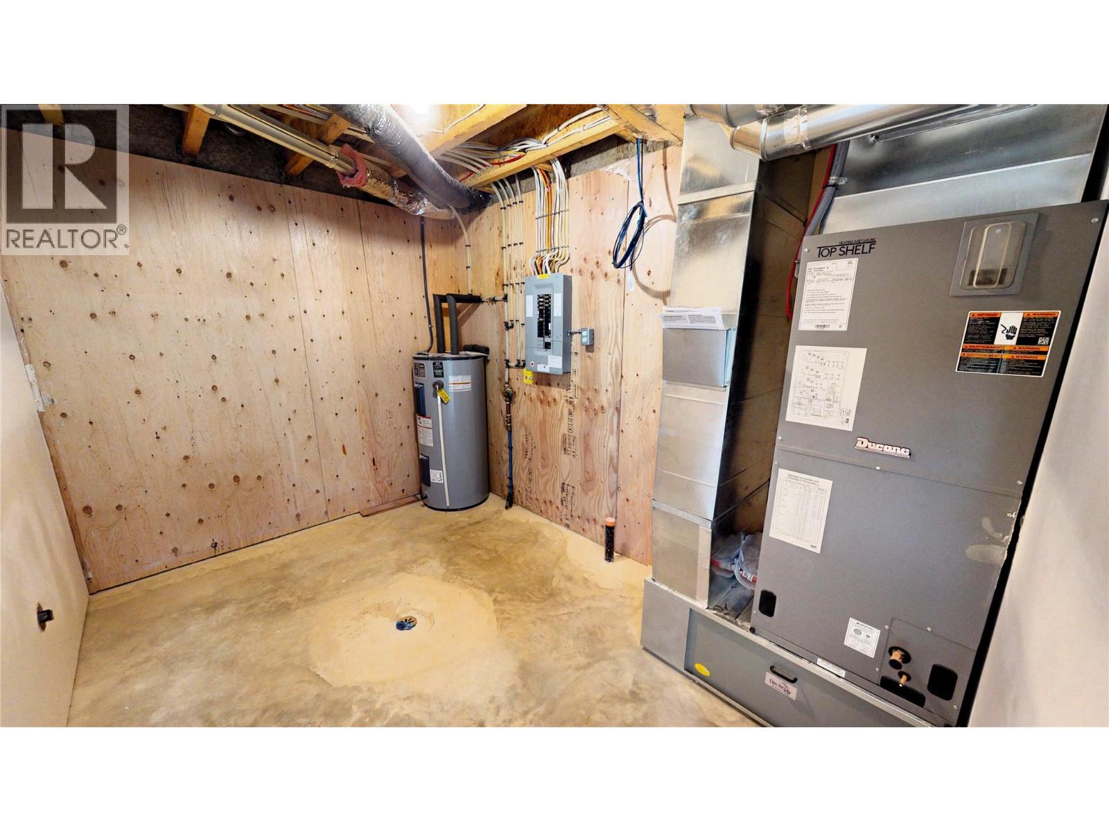 #118 4868 RIVERVIEW DRIVE - 47