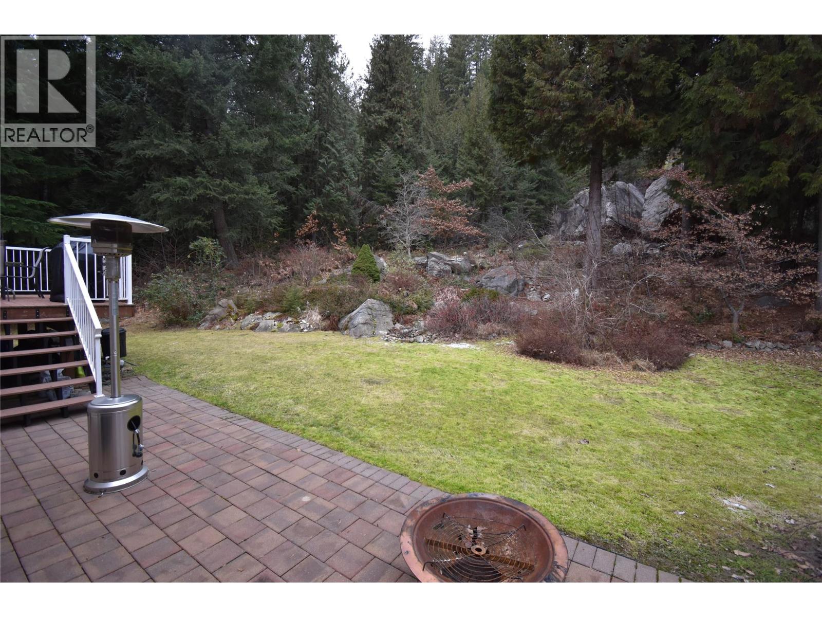 2748 10th Avenue, Castlegar