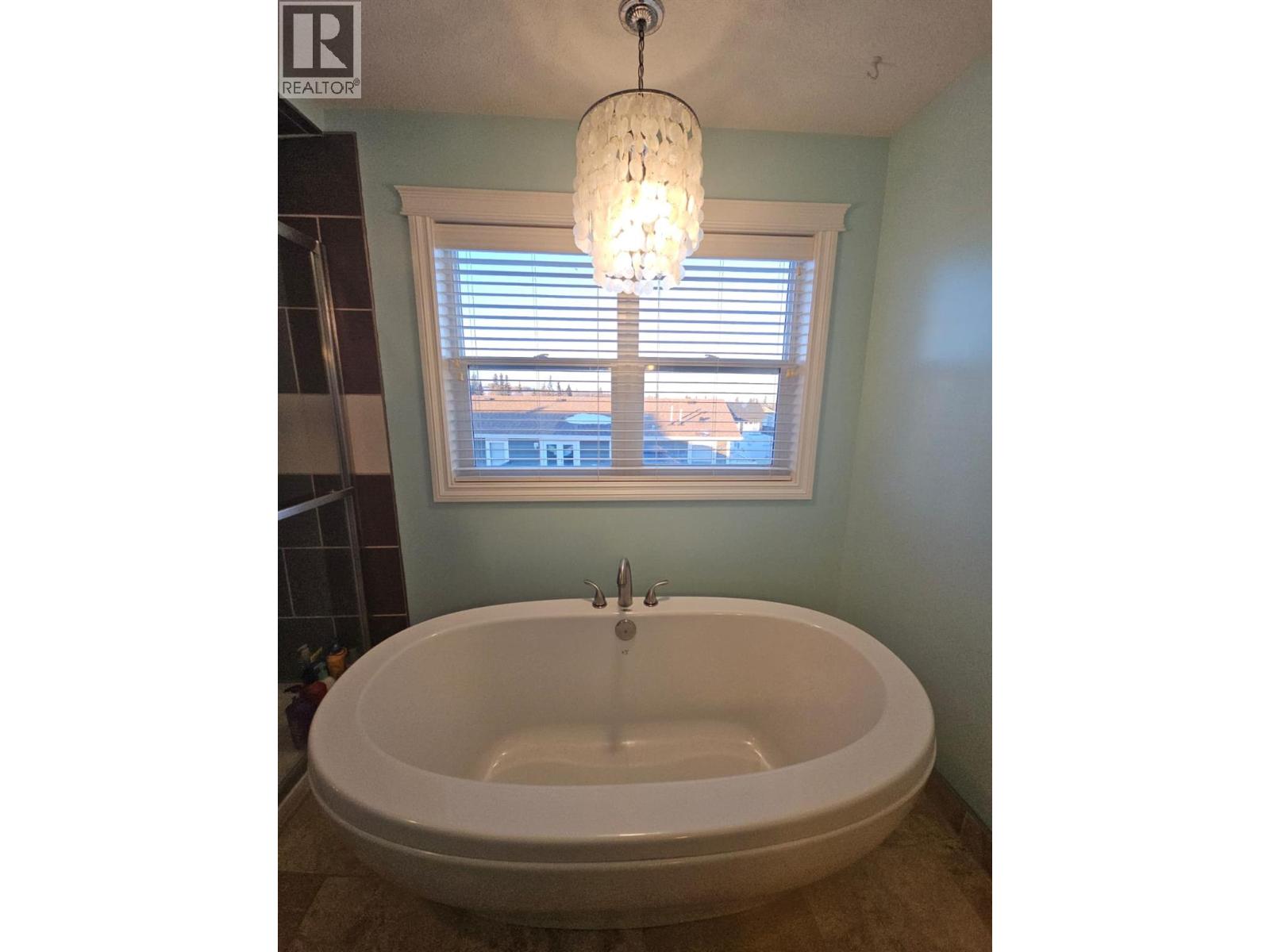 4804 Bissette Drive, Pouce Coupe