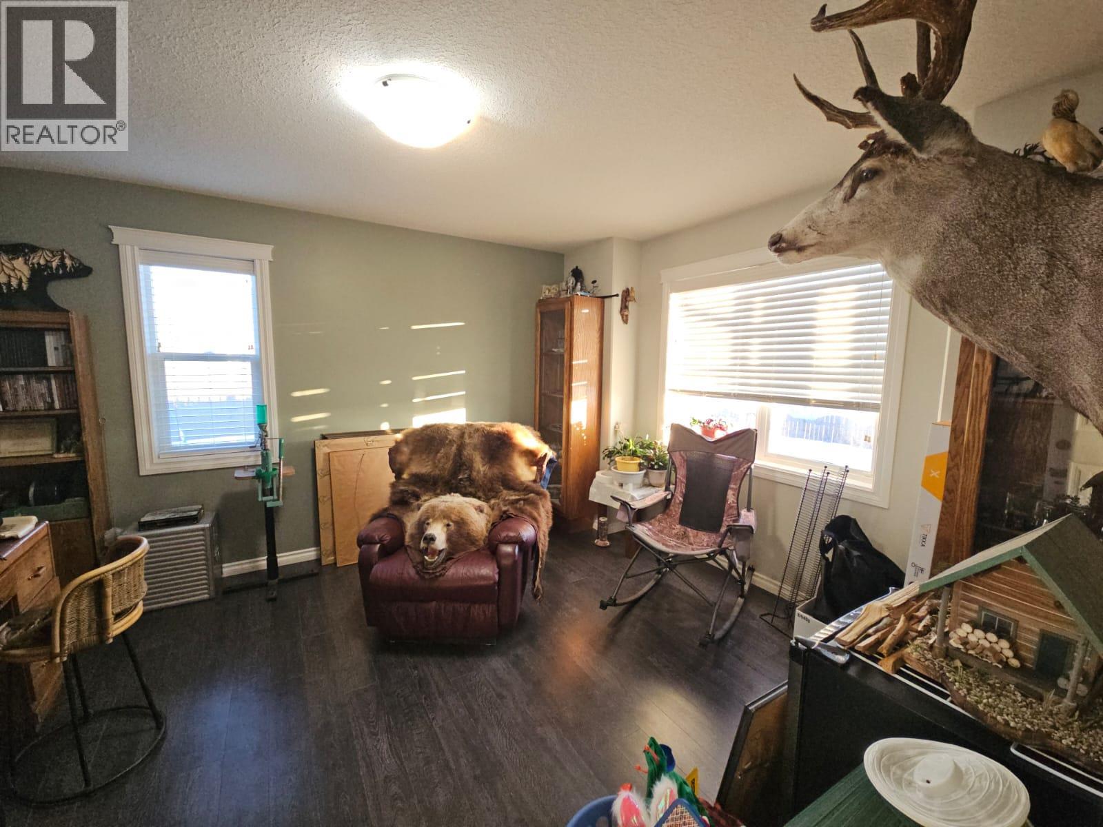 4804 Bissette Drive, Pouce Coupe