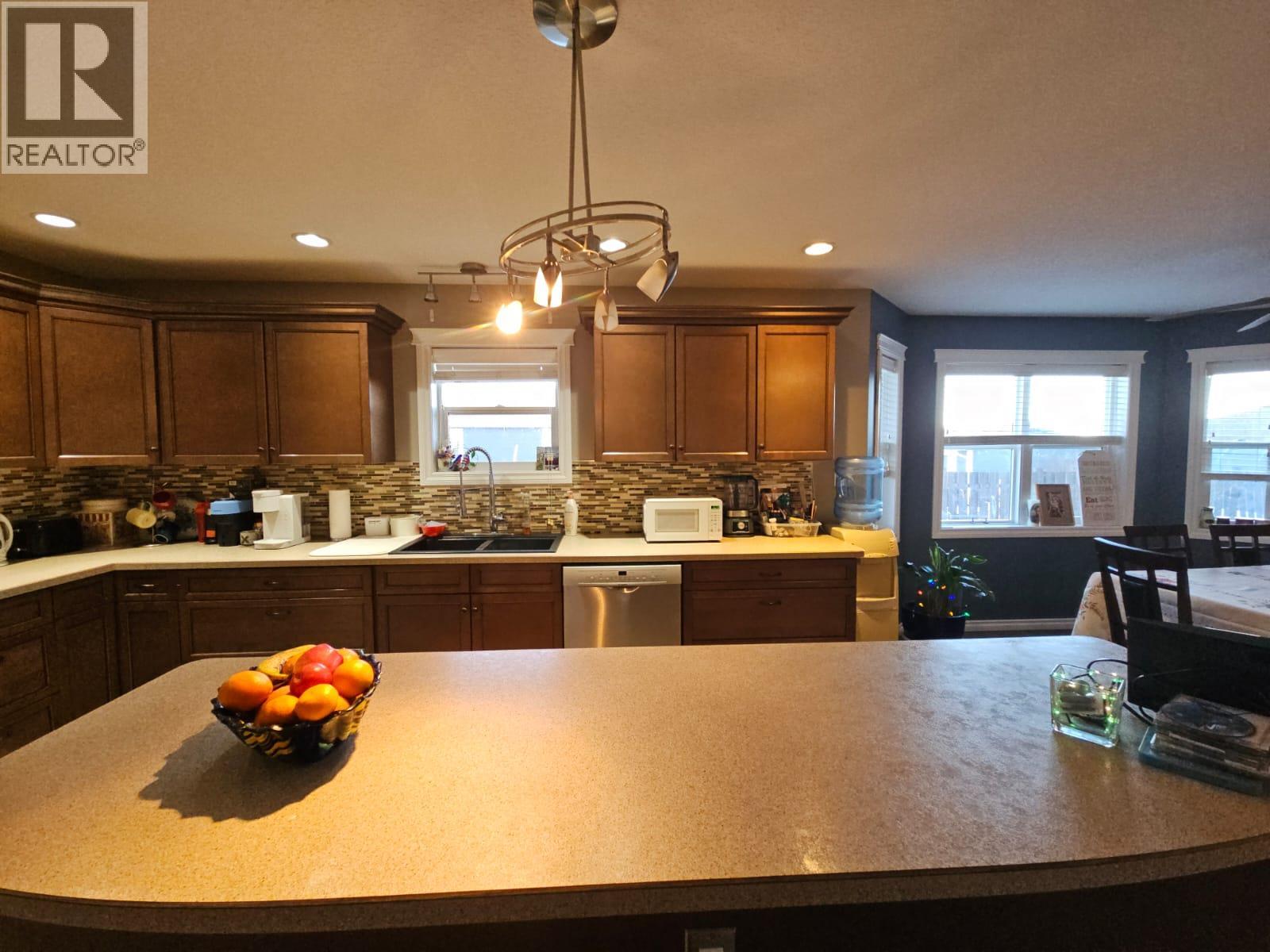 4804 Bissette Drive, Pouce Coupe