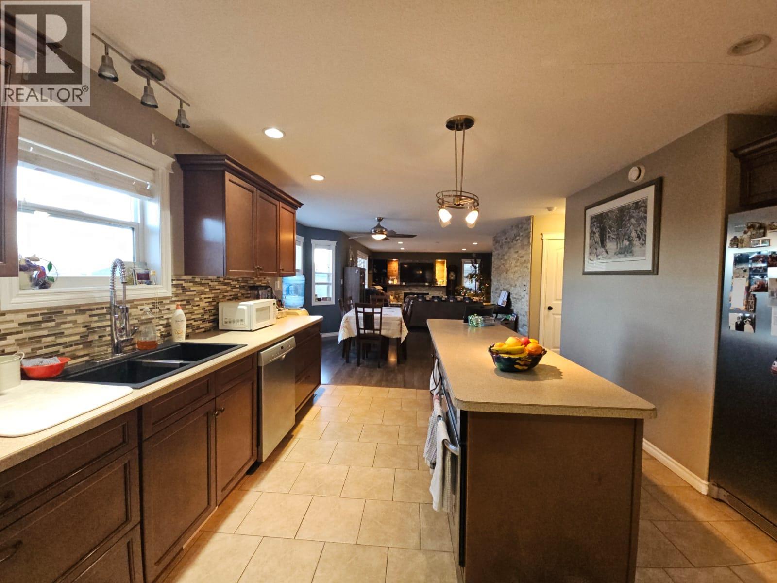 4804 Bissette Drive, Pouce Coupe