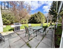39 Windsor Drive, Whitchurch Stouffville, ON L4A7X3 Photo 11