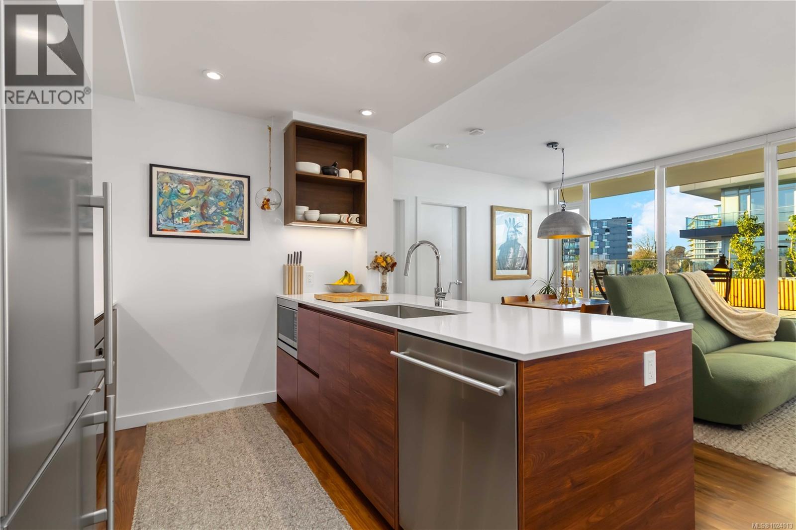 308 369 Tyee Road, Victoria