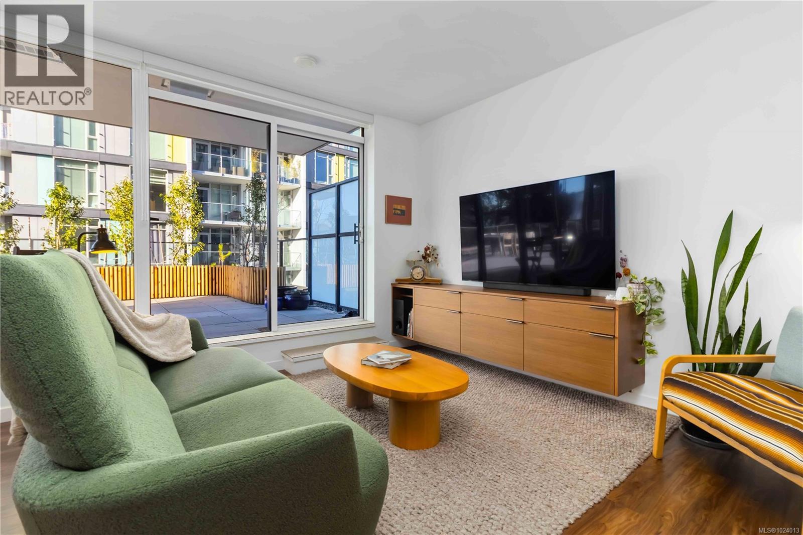 308 369 Tyee Road, Victoria