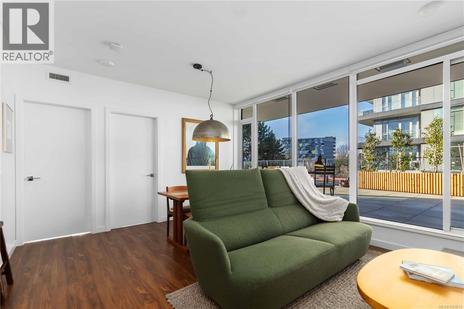 308 369 Tyee Road, Victoria