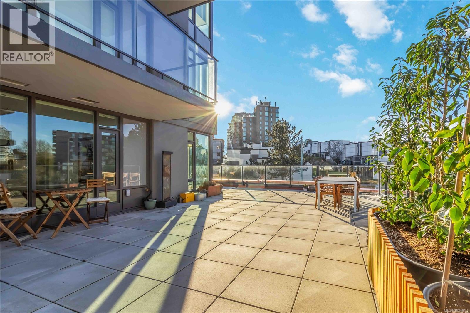 308 369 Tyee Road, Victoria