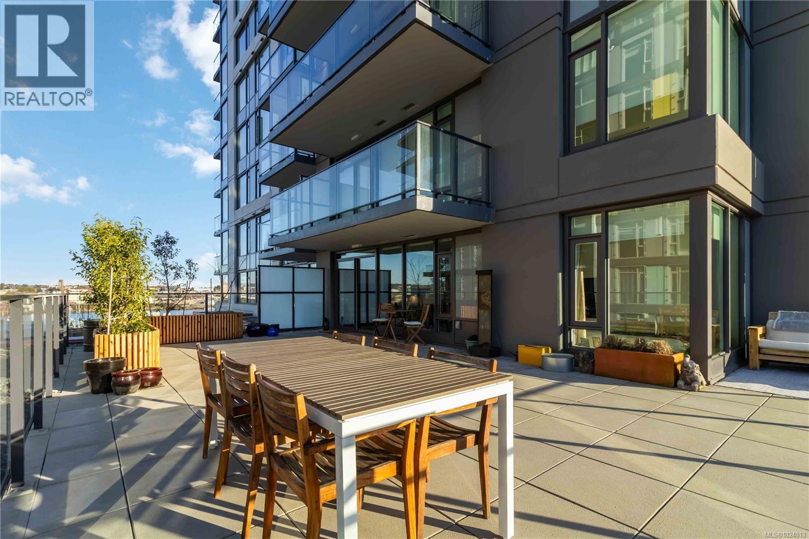 308 369 Tyee Road, Victoria