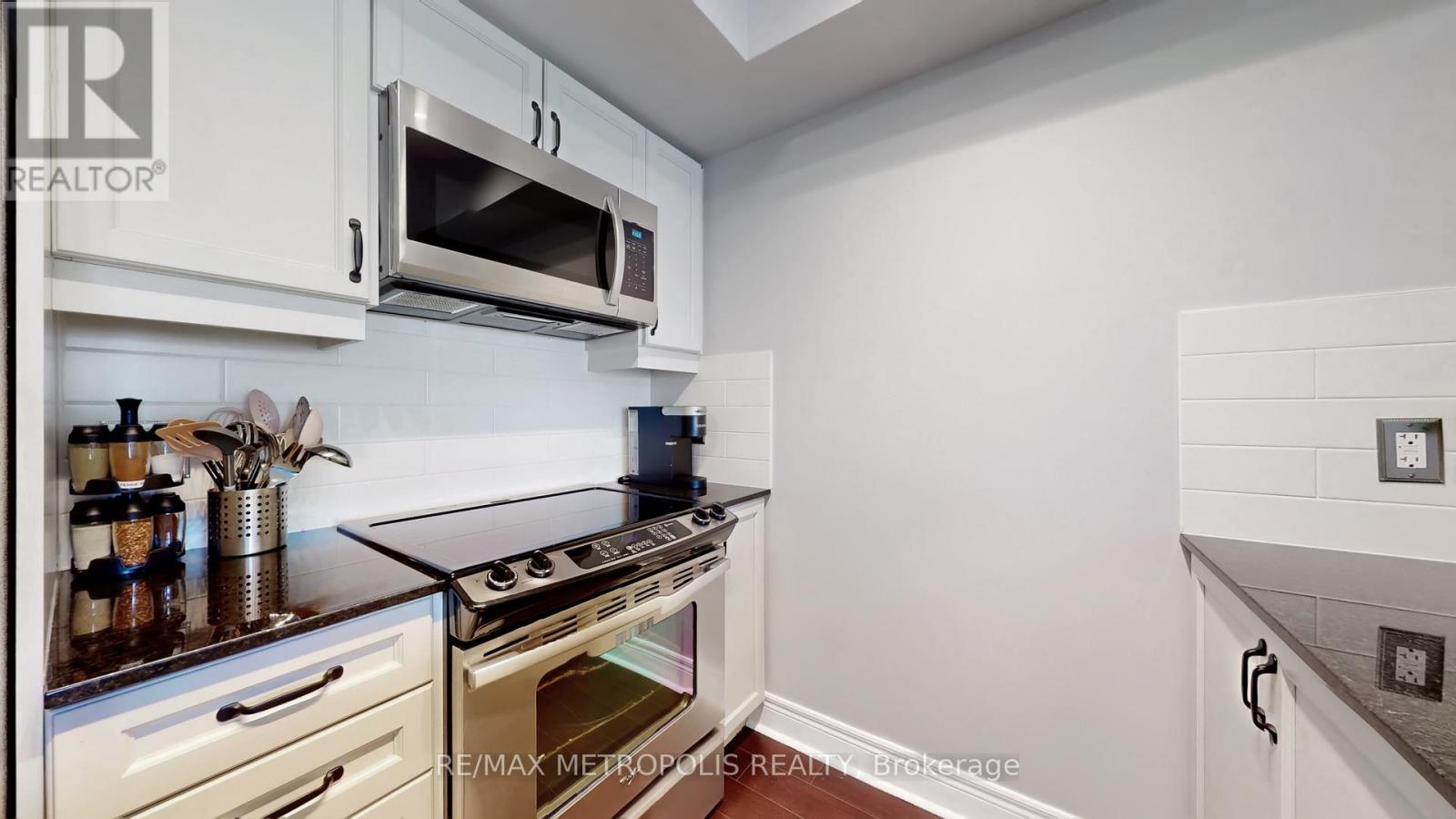 #228 701 SHEPPARD AVENUE W - 12