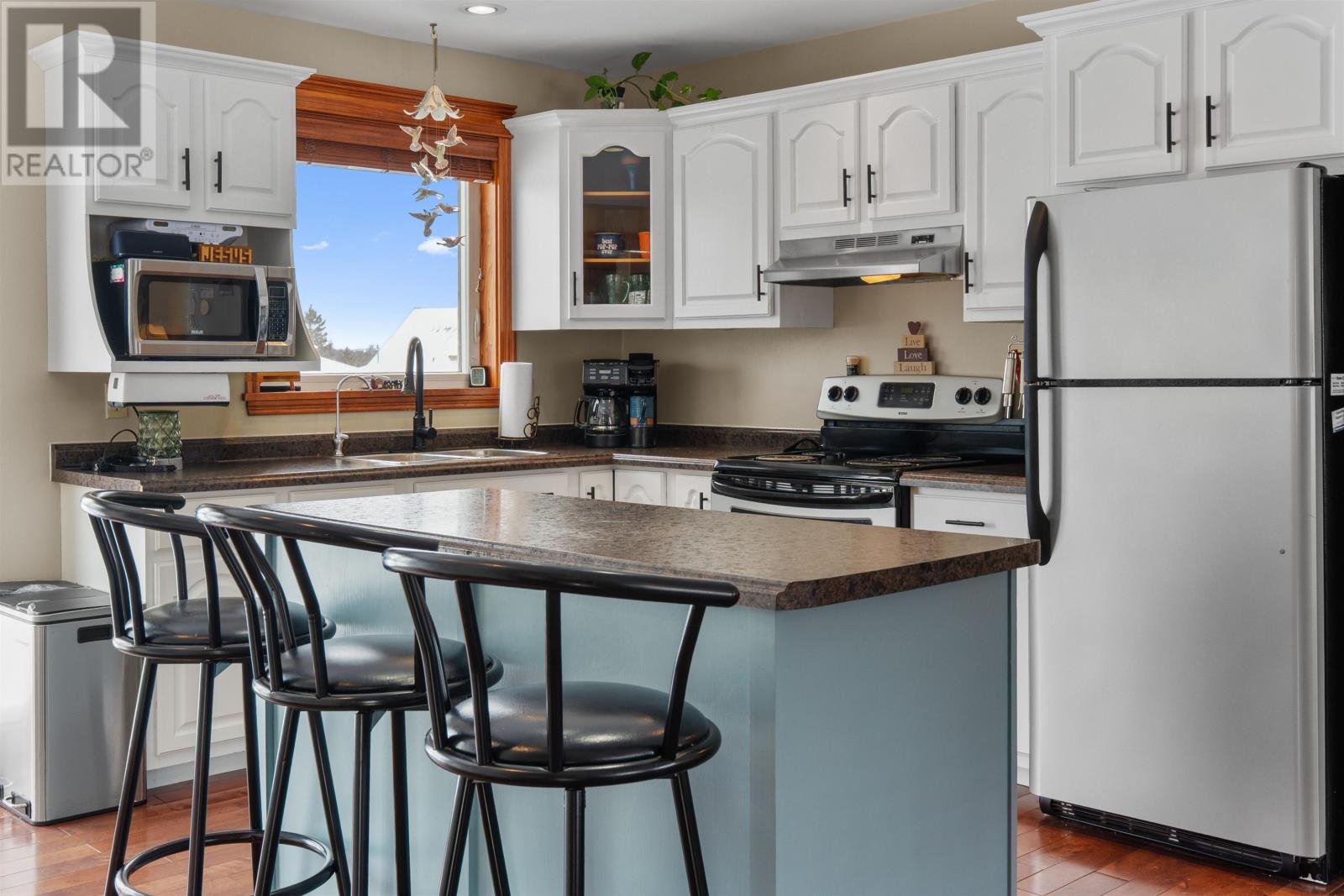 58 HIGHVIEW ROAD - 10